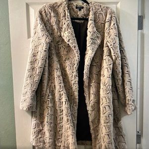 Max & Mia fuzzy tan coat